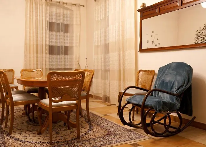 U Salonu Virginia