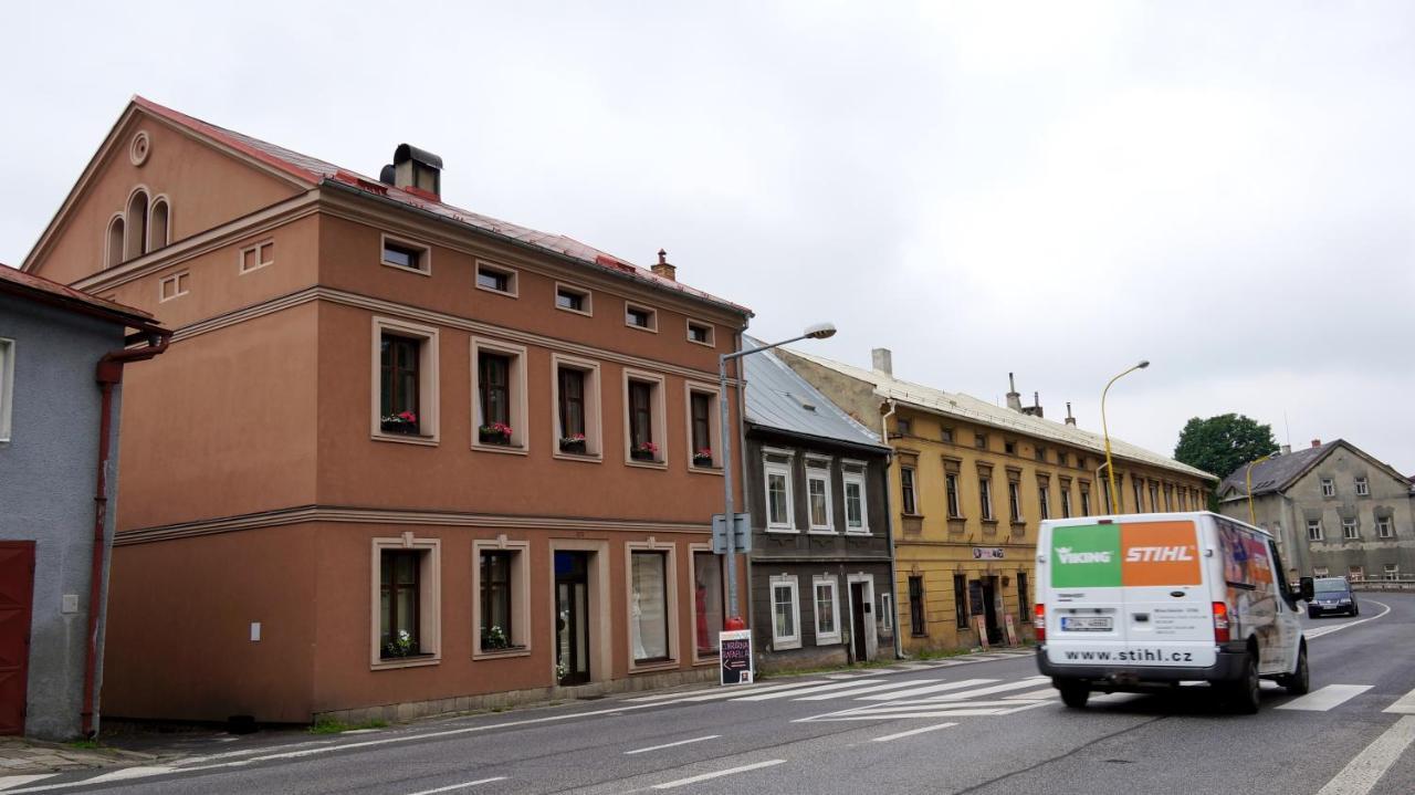 Apartment U Salonu Virginia *